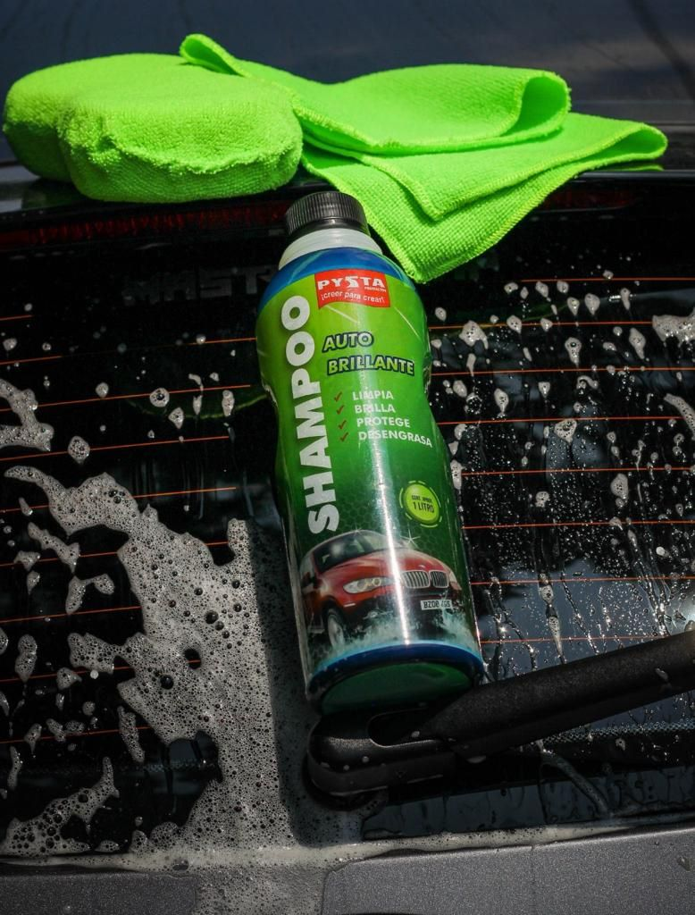 Litro De Shampoo/Jabon Proteccion Uv Universal Moto/Carr 1 Litro De Shampoo/Jabon Proteccion Uv Universal Moto/Carr - Imagen 1